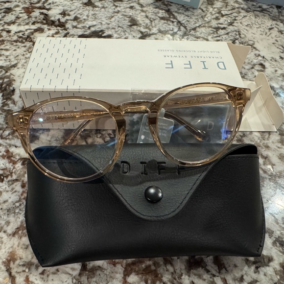 DIFF Blue Light Blocking Glasses - Picture 7 of 11